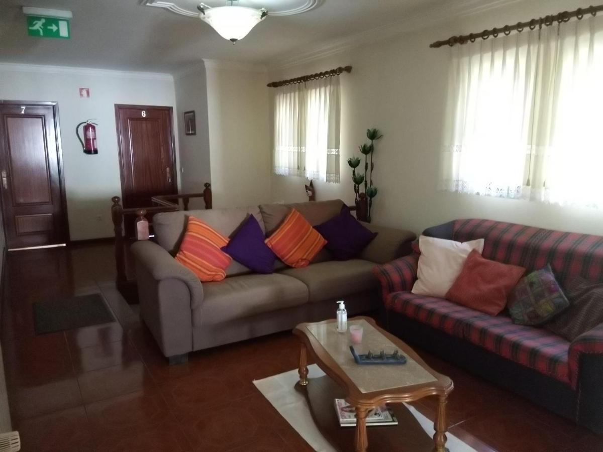 Residencial Ribeiro Hotel Geres Exterior foto